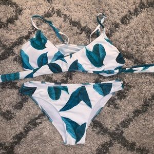 Cupshe Bikini Set